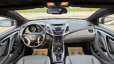yan güzgülər s: Hyundai Elantra sedan – gümüşü rəng, xarici görünüşü dinamik xətlər və — 8