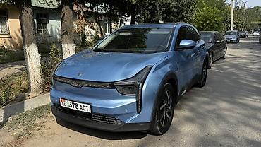 ender s: Zeekr : | 2020 г. Кроссовер — 1