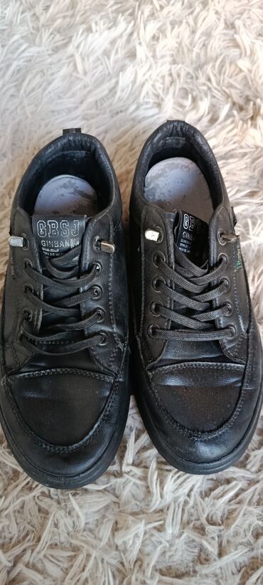 sport life бишкек: Продаю Ботсы размер 39-41 lalafo.kg да sport life бишкек: Продаю Ботсы размер 39-41
