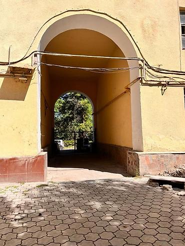без риелторов: 3 комнаты, 95 м², Сталинка, 3 этаж, Косметический ремонт — 8