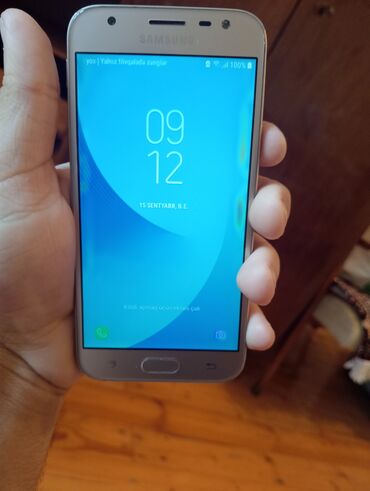 телефон fly 2 симки: Samsung Galaxy J3 2017, 16 ГБ, цвет - Золотой, Отпечаток пальца