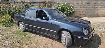 mersedes 111: Mercedes-Benz E 220: 2.2 l | 1999 il Sedan — 2