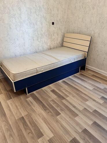 Мебель: Б/у, Односпальная кровать, Без подьемного механизма, С матрасом, С выдвижными ящиками, Азербайджан