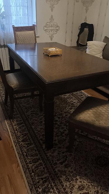 Masalar: Klassik üslubda, tünd qəhvəyi rəngdə yemək/dəbli salon masası. - — 5