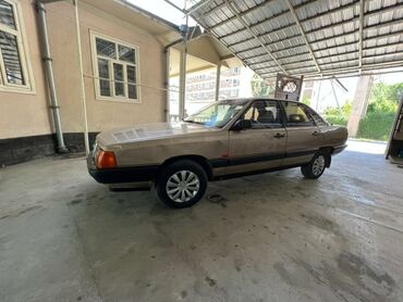 продажа лошадей в киргизии: Audi 100: 1983 г., 1.8 л, Механика, Бензин, Седан