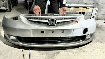 порок на фит: Алдыңкы Бампер Honda 2005 г., Колдонулган, түсү - Боз, Оригинал