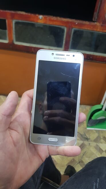 c30 telefon: Samsung Galaxy J2 Prime, 8 GB, rəng - Qızılı