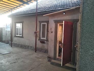 Продажа коттеджей и домов: Продам дом в верхней части города Кара Балта. S 90m². Участок хоз — 21