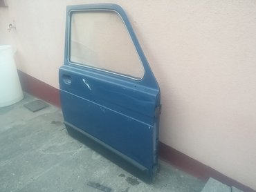 Auto delovi: Vrata desna Lada 2131 Niva. Polovno, ocuano. Skinuto sa rastavljenog — 3