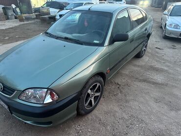 Toyota: Toyota Avensis: 2000 г., 1.8 л, Механика, Бензин, Хэтчбэк