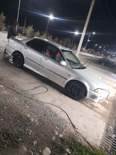 крепление капота: Honda Accord: 1997 г., 2 л, Автомат, Бензин, Седан