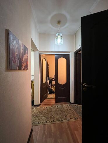 ак босог: 3 комнаты, 65 м², Элитка, 2 этаж, Косметический ремонт