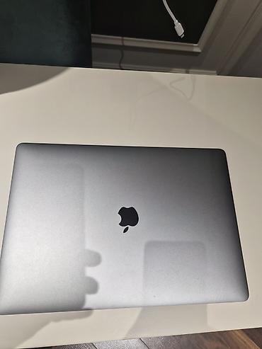 mack book 2012: MacBook ideal vəziyyətdədir, Almaniyadan alınıb. Baterreyası yenidir — 1