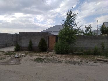 дом в московской районе село садовое: 120 м², 4 комнаты, Старый ремонт Без мебели