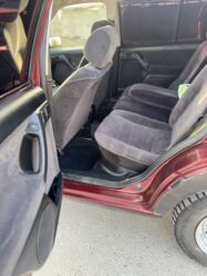 Volkswagen: Volkswagen Vento: 1993 г., 1.8 л, Механика, Бензин, Седан — 17