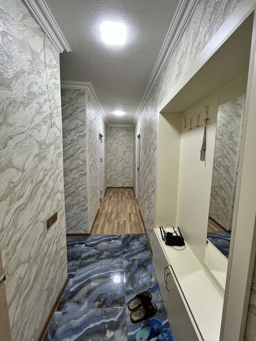 evler kirayə: Azertfaq bazanin qabagi 4cu mertebe her bir seraiti var 2otaq 350azn