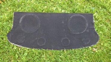 Audio oprema za auto: Daska Polica gepeka sa zvucnicima i skretnicom. Slanje Brzom postom — 2