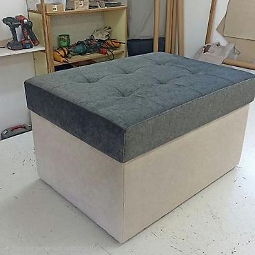 komoda za piće: Tapacirana kutija/klupa sa prostorom za odlaganje Dimenzije 80x50cm. - — 1