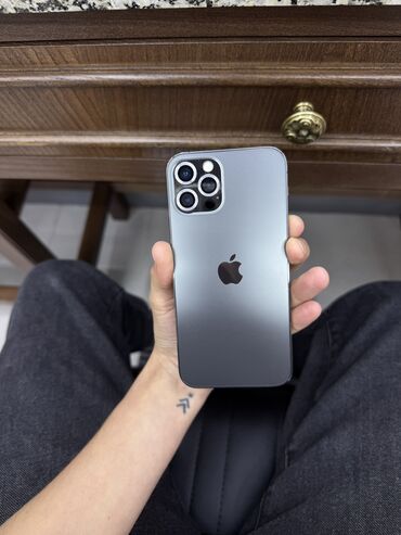 чехол для айфона: IPhone 12 Pro, Б/у, 256 ГБ, Natural Titanium, Коробка, Чехол, 80 %