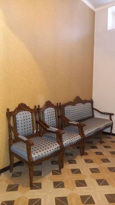 Другой домашний декор: Набор два кресла и диван б/у в отличном состоянии .Цена 35000 сом