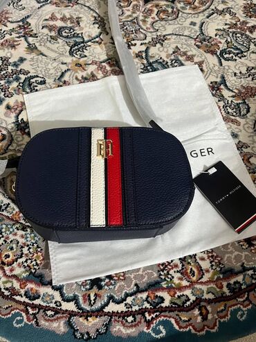 Классические сумки: Классическая сумка, Tommy Hilfiger, Материал: Искусственная кожа, Женские, Новый