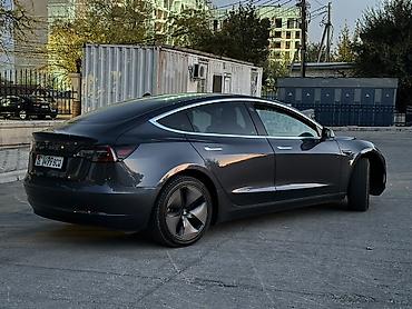 плесос для машины: Tesla Model 3: 2019 г., Электромобиль, Лифтбек — 3