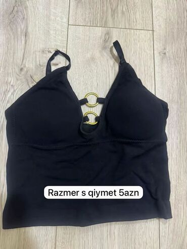 Pencəklər: Qadın geyimləri – müxtəlif modellər - Qara qısa bleizer: klassik — 47