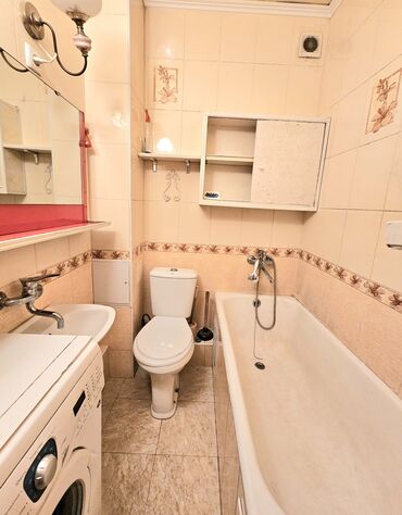 пр чуй: 2 комнаты, 42 м², Индивидуалка, 1 этаж, Старый ремонт