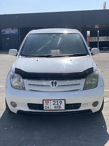 Toyota: Toyota Ist: 2004 г., 1.5 л, Автомат, Бензин, Хэтчбэк — 4