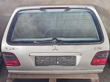 250: Крышка багажника Mercedes-Benz, 2001 г., Б/у, Оригинал — 2