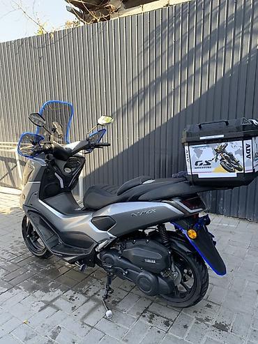 каска для мотоцикл: Yamaha NMAX — городской макси‑скутер с доработками для комфортных — 3