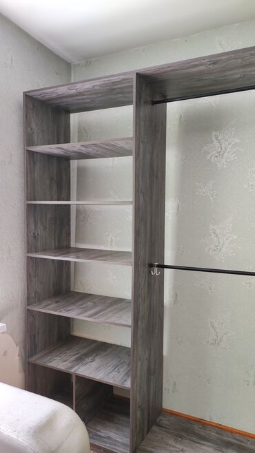 Полки для вещей и одежды: Полка для вещей и одежды, Б/у, ЛДСП, Самовывоз at lalafo.kg — 4 Полки для вещей и одежды: Полка для вещей и одежды, Б/у, ЛДСП, Самовывоз — 4