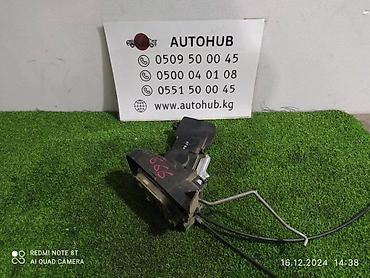 dw3w: Замок двери Mazda Demio DW3W 1.3 лев. (б/у) — 1