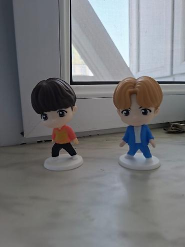 bts canta: Kolleksiya üçün miniatür fiqurlar – 2 ədəd - Stil: k-pop bts qrupu - — 1
