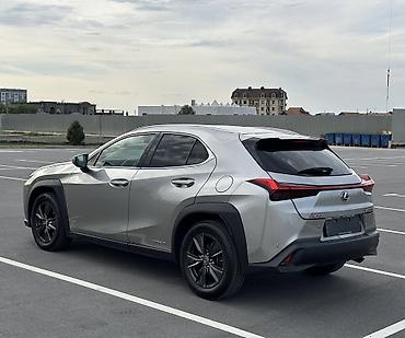 Lexus: Lexus UX: 2019 г., 2 л, Вариатор, Хэтчбэк — 6