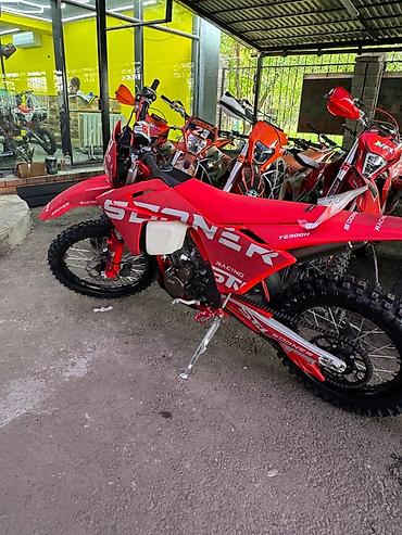 строкер stroker: Эндуро-мотоцикл STONER (STN) G5 Racing, красный. - Тип: эндуро/кросс — 3
