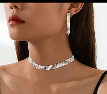 mona torba bez: Set nakita – sjajni čoker i viseće minđuše - Elegantni komplet — 1