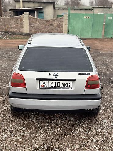 Volkswagen: Volkswagen Golf: 1997 г., 1.8 л, Механика, Бензин, Хэтчбэк — 2