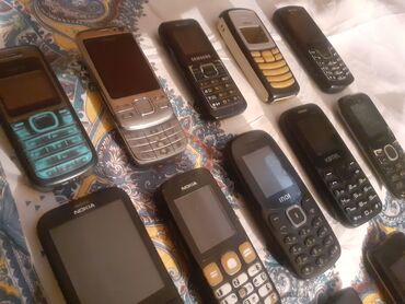 Nokia: Nokia 1, < 2 GB Memory Capacity, rəng - Qara, Düyməli — 6