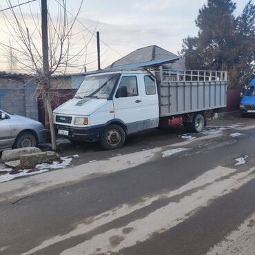 требуется спринтер грузовой: Жүк ташуучу унаа, Iveco, Дубль, 5 т, Колдонулган