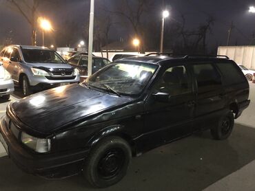 Volkswagen: Volkswagen Passat: 1990 г., 1.8 л, Механика, Бензин, Универсал