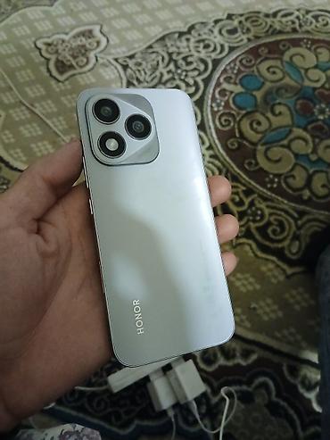 чехлы на телефон fly fs 529: Honor 400 Lite, 256 ГБ, цвет - Белый, Отпечаток пальца — 1