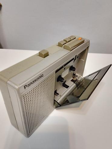 postolje za ta pec uradi sam: Panasonic prenosni kasetofon (mono) sa ugrađenim zvučnikom i funkcijom — 3