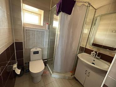 Долгосрочная аренда домов: 200 м², 6 комнат — 3