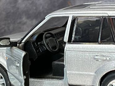 Avtomobil modelləri: 2006 il, 1:35, Dəmir, Ödənişli çatdırılma — 18