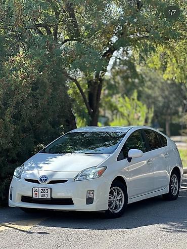 6 130: Toyota Prius: 2010 г., 1.8 л, Робот, Гибрид, Лифтбек — 1