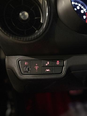 byd khan: Kia Cerato: 2019 г., 1.6 л, Робот, Бензин, Хэтчбэк — 10