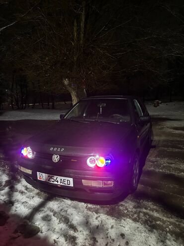 Volkswagen: Volkswagen Golf: 1993 г., 1.8 л, Механика, Бензин, Хэтчбэк — 9