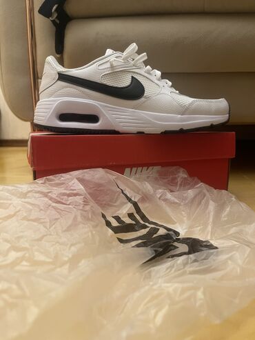 spor ayaqqabılar: Orginal Nike Air Max geyinilmiyib . Real aliciya endirim olacaq