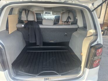 Volkswagen: Volkswagen Touran: 2018 г., 1.6 л, Механика, Бензин, Универсал at lalafo.kg — 9 Volkswagen: Volkswagen Touran: 2018 г., 1.6 л, Механика, Бензин, Универсал — 9